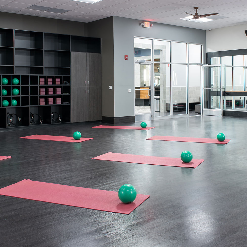 Onelife Fitness Clinton